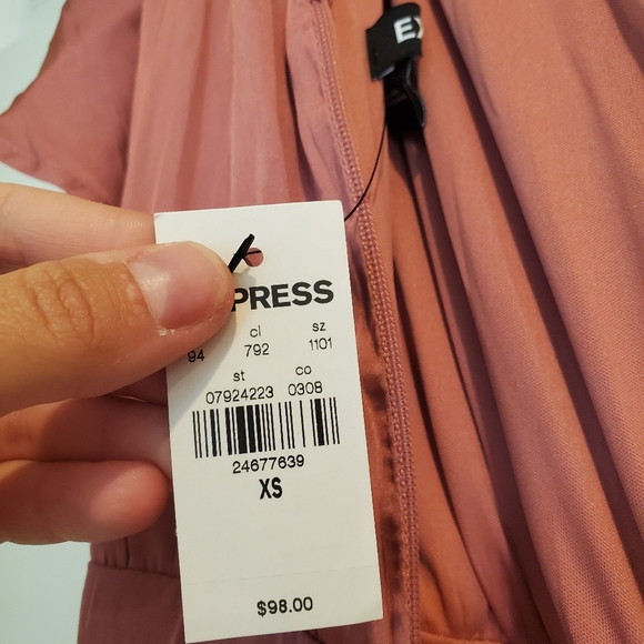 Express XS romper new rose color 308 - Picture 6 of 7